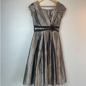 B2 Formal Cocktail Princess Dress Pewter Fully Lined Size 4 Whimsi goth